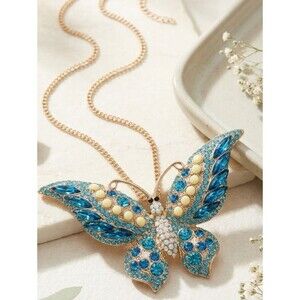 betsey johnson large blue rhinestone butterfly pendant necklace gold tone BJ tag